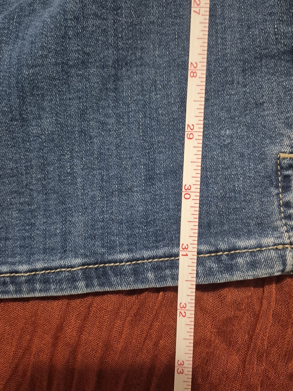 croft & barrow Classic Blue Denim Capris - Picture 3 of 5